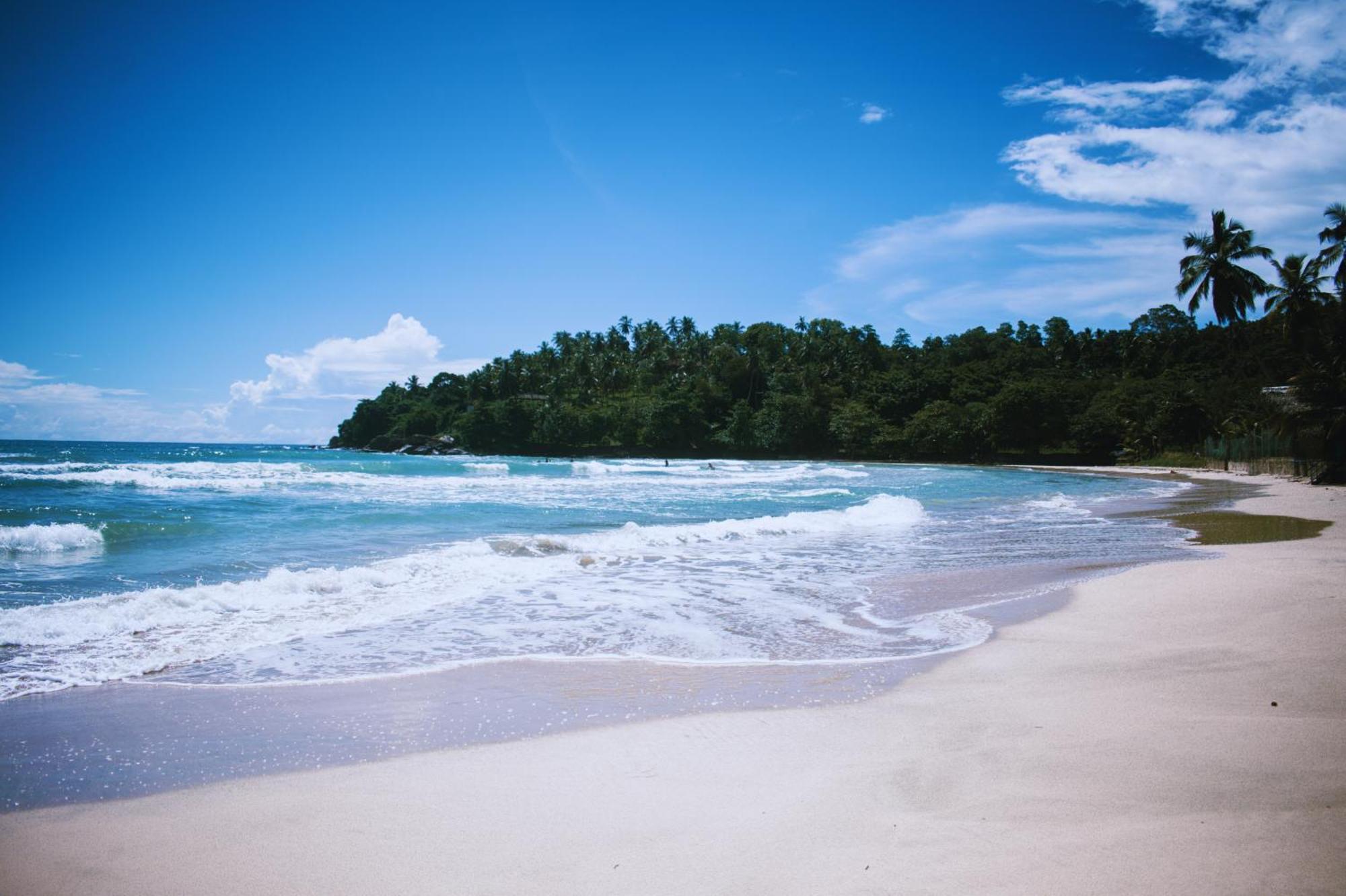 Calma - Surf, Yoga & Coffee On A Private Beach Dickwella Exterior photo