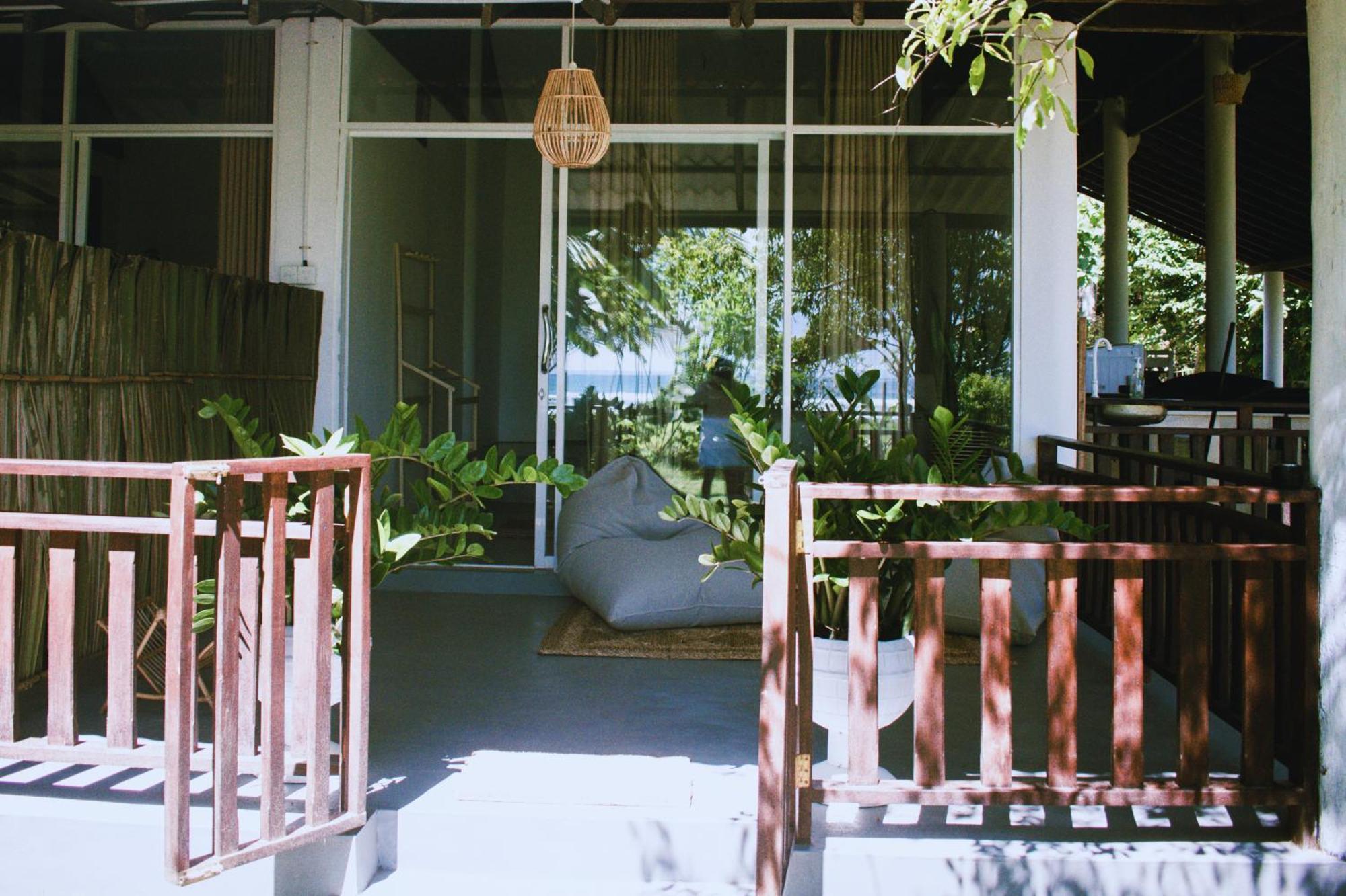 Calma - Surf, Yoga & Coffee On A Private Beach Dickwella Exterior photo