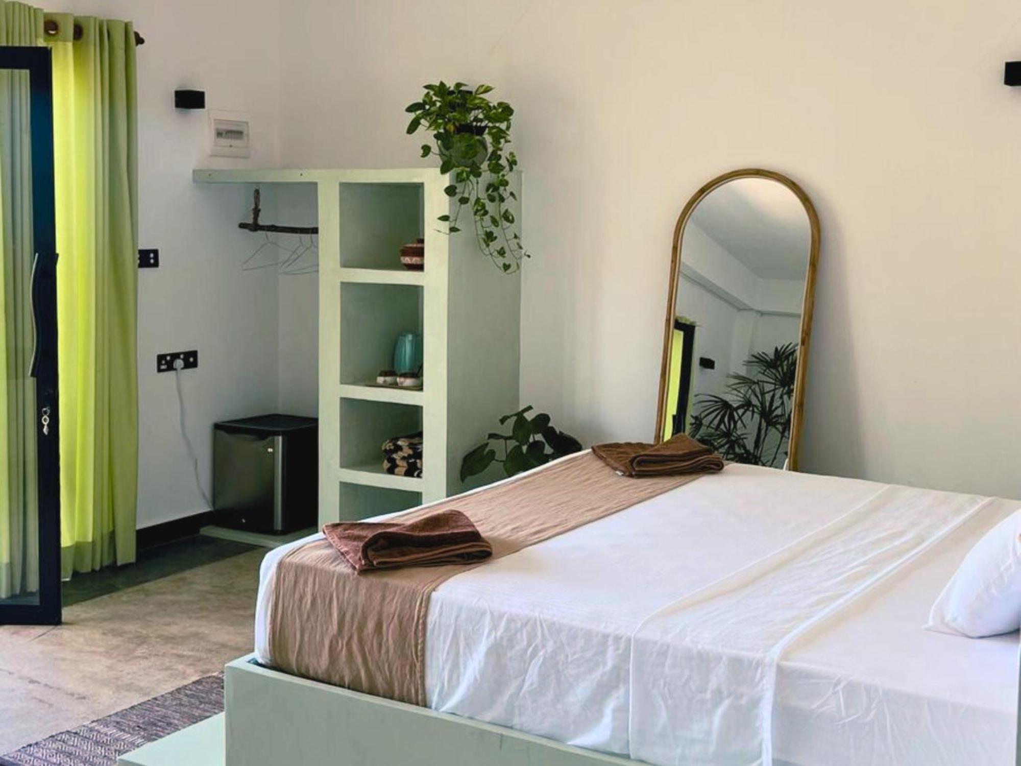 Calma - Surf, Yoga & Coffee On A Private Beach Dickwella Exterior photo