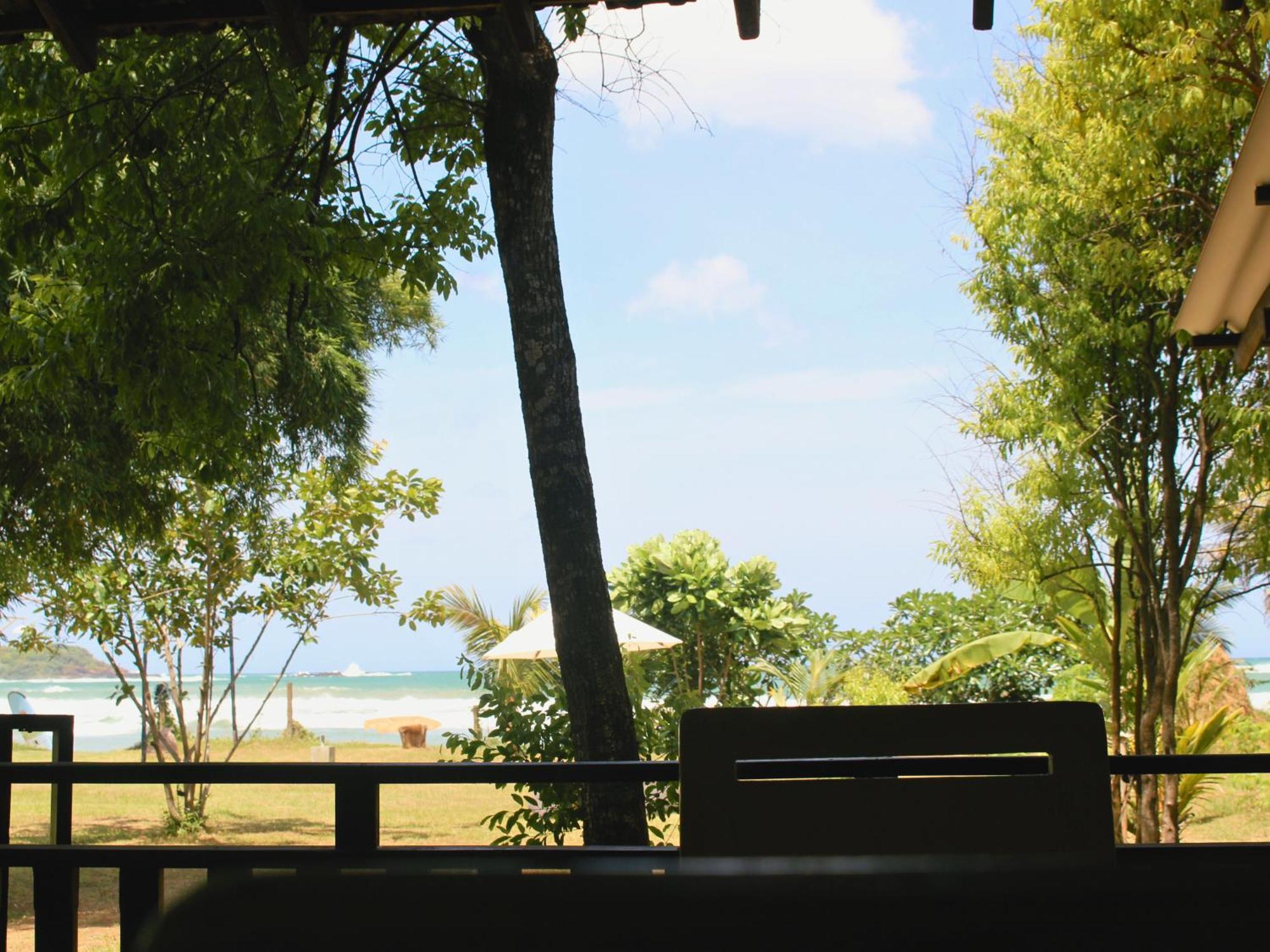Calma - Surf, Yoga & Coffee On A Private Beach Dickwella Exterior photo